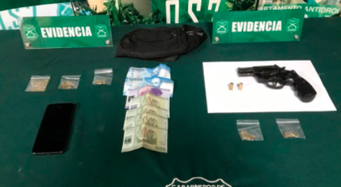 Armed micro-traffickers arrested in the Cumming neighborhood of Valparaíso
