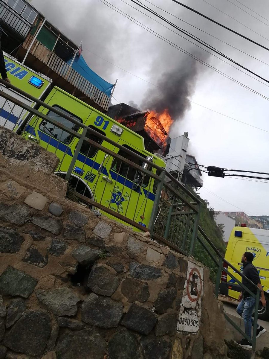 Valparaíso Firefighters dispatched units to El Liter due to structural fire