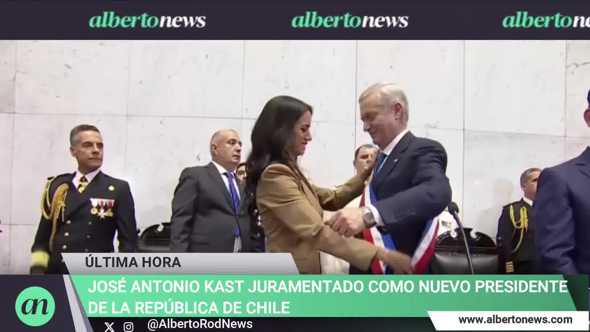 José Antonio Kast sworn in as the new president of the Republic of Chile: Former president Boric presented him with the O'Higgins Badge